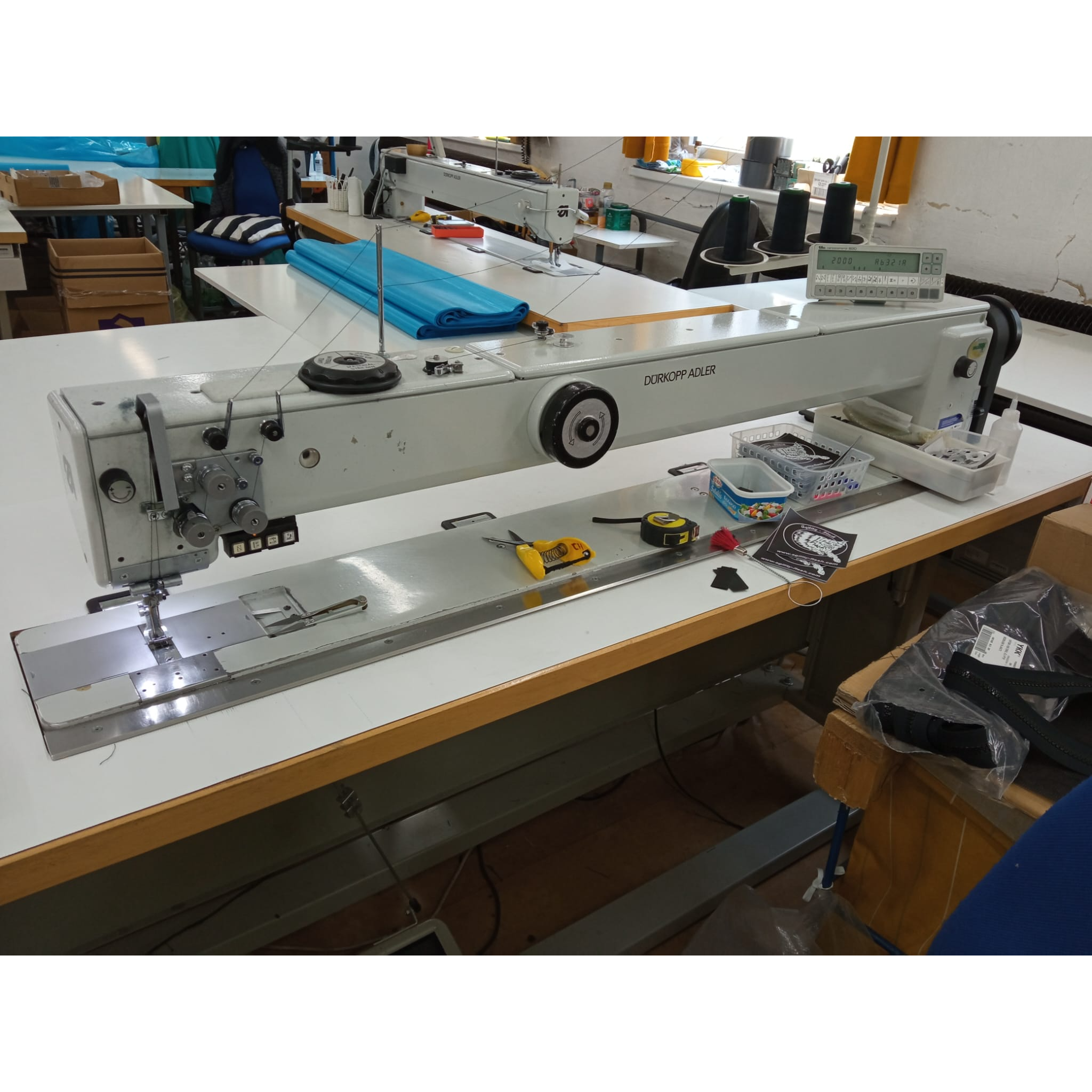 Dürkopp Adler 867 heavy-duty sewing machine