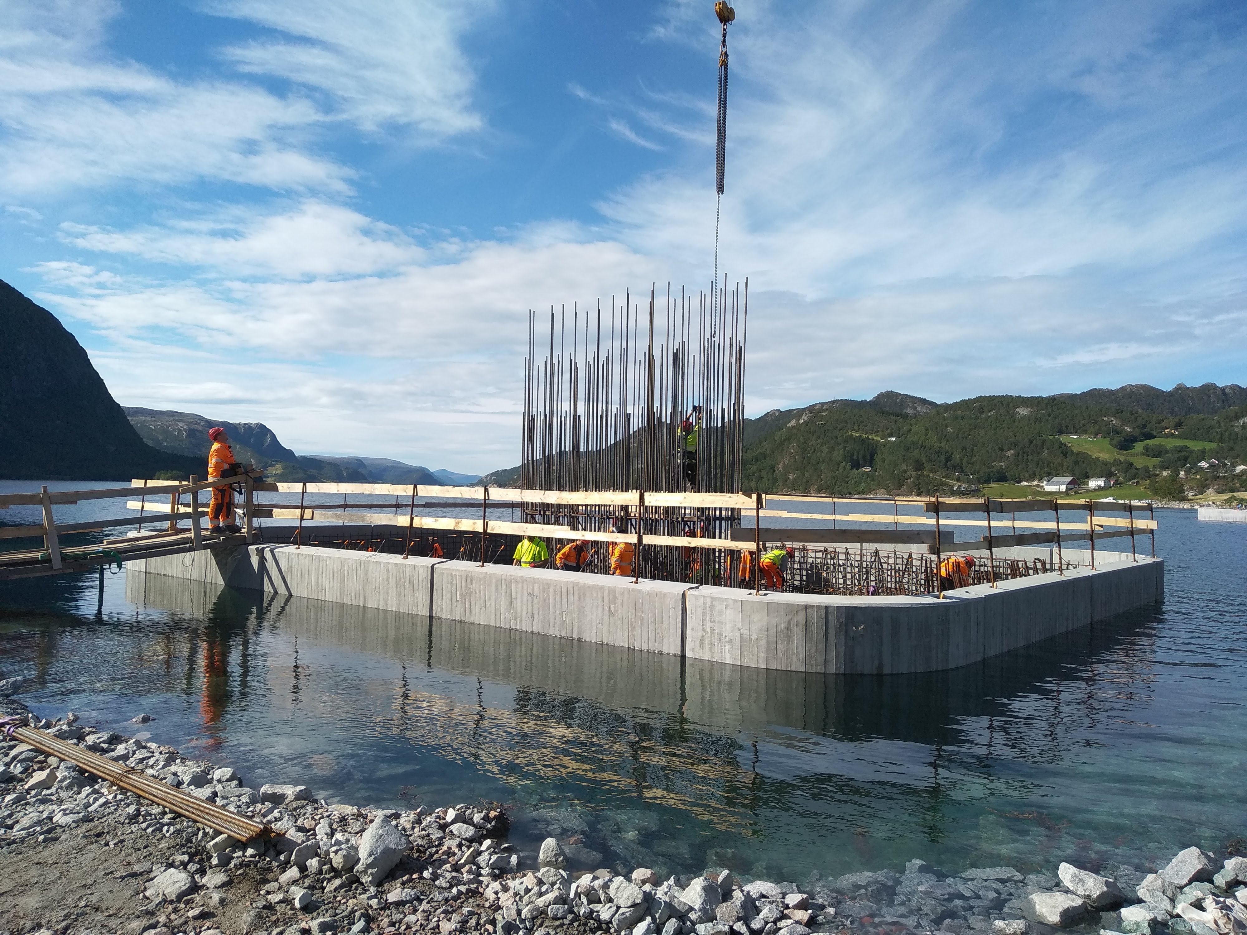 Construction site tarpaulins